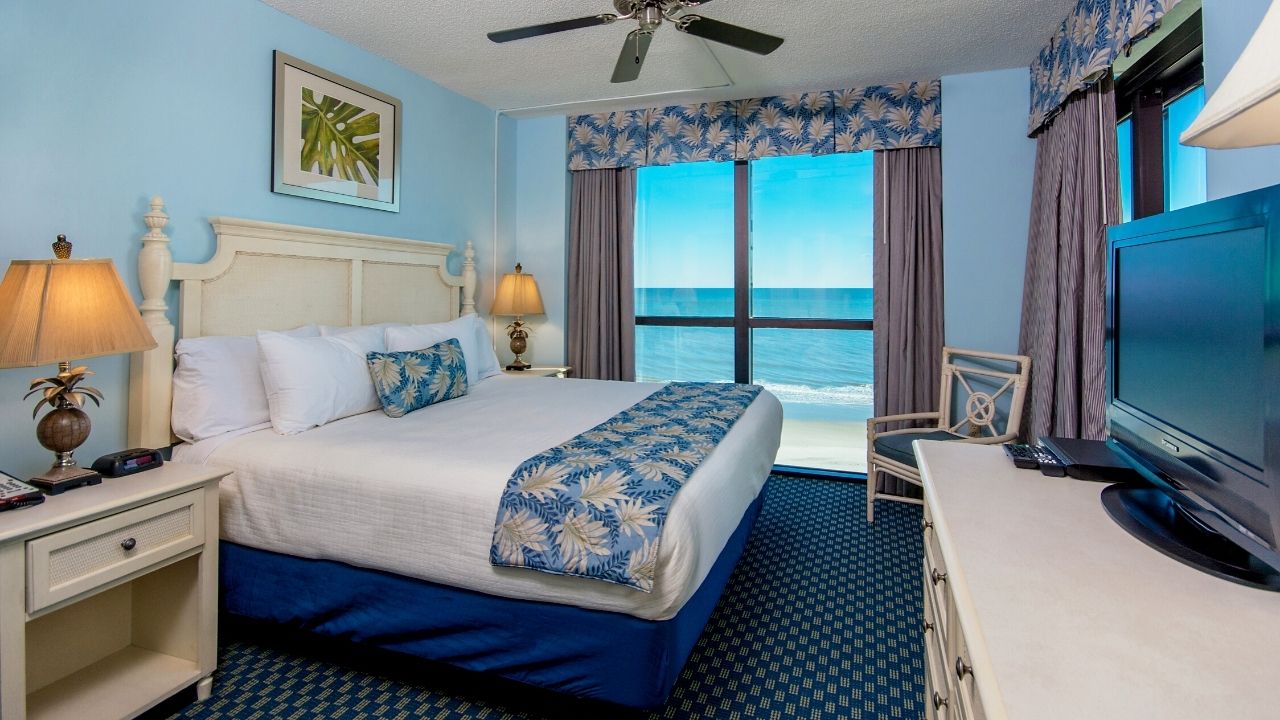 Caribbean-Oceanfront-3-Bedroom-Condo-.jpg