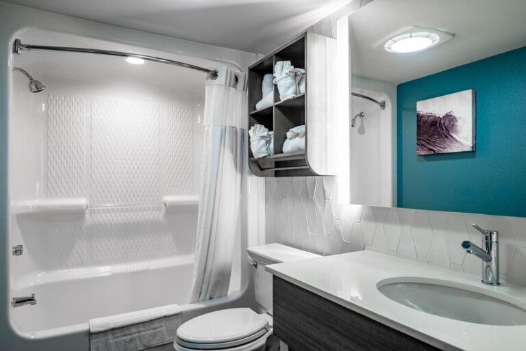 Paradise Building Model Bathroom